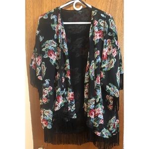 Kimono LF Milau Floral Fringe Coverup